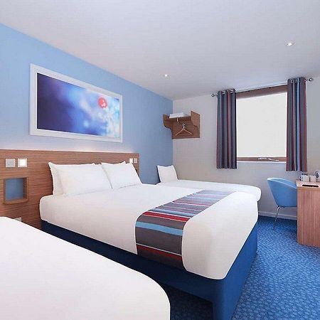 Travelodge Harlow Εξωτερικό φωτογραφία