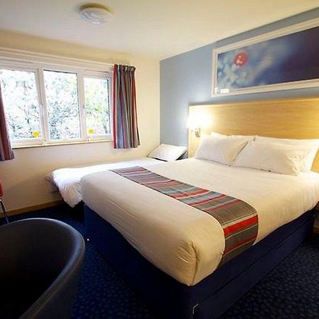 Travelodge Harlow Εξωτερικό φωτογραφία