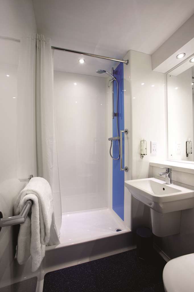 Travelodge Harlow Δωμάτιο φωτογραφία